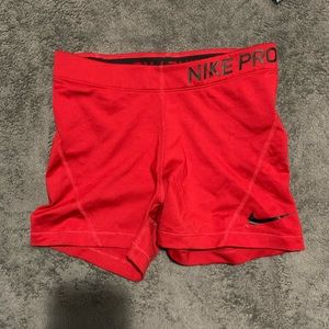 Nike pro